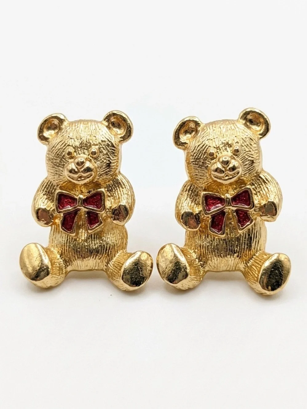 Vintage Avon Gold Tone Teddy Bear Stud Earrings with Red Enamel Bow Detail